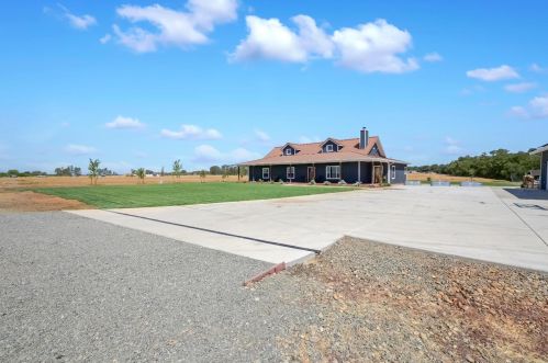 301 Sunnybrook Ln, Oroville CA  95965-8101 exterior