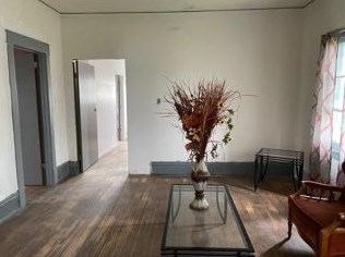 2475 Hopkins St, Milwaukee, WI 53206-1252