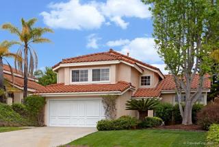 1868 Paseo Del Lago Dr, Vista, CA 92081-5461