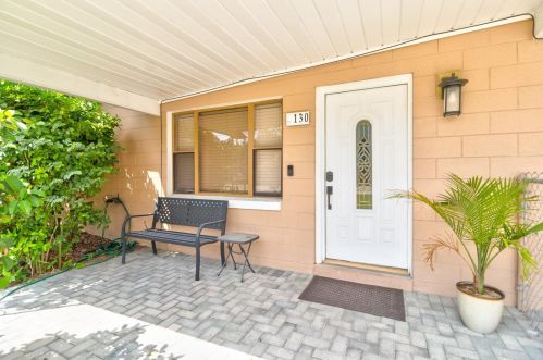 130 Upsala Rd, Sanford, FL 32771-3603