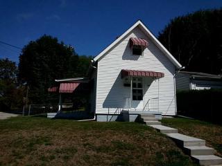405 George St, Greensburg PA  15601-2613 exterior