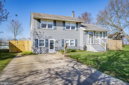 1348 Clifford Rd, Wilmington, DE 19805-1314