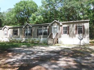 11151 80th Ave, Chiefland, FL 32626-4040