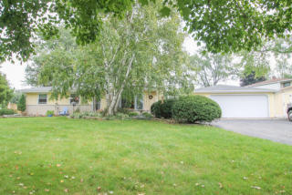 1098 Cherokee Dr, Waukesha, WI 53186-5355