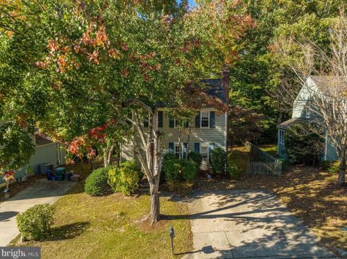 11974 Farrabow Ln, Woodbridge, VA 22192-1104