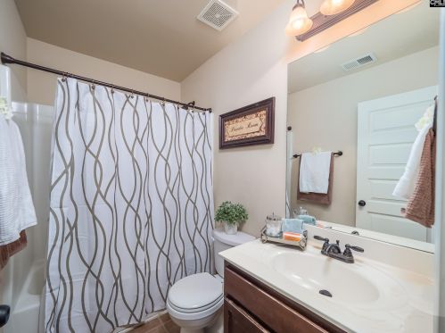 406 Ashburton Ln, Cayce-West Columbia SC  29170-3866 exterior