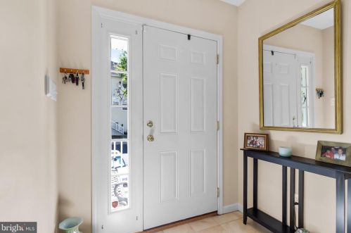 6504 Riverfront Dr, Palmyra NJ  08065-2157 exterior