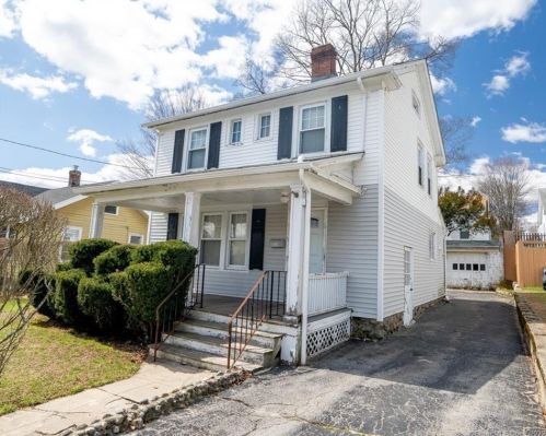 31 Ellsmere Ave, Waterbury, CT 06705-2820