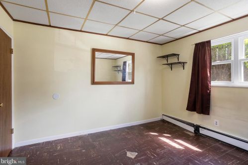 667 Brighton Ter, Holmes PA  19043-1009 exterior