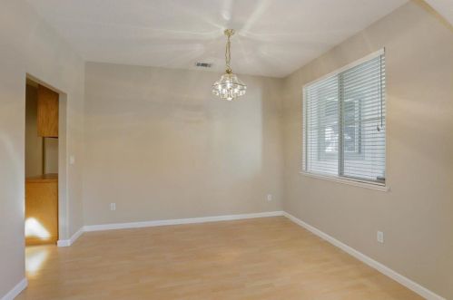 877 Shortland Way, Manteca CA  95337-8568 exterior