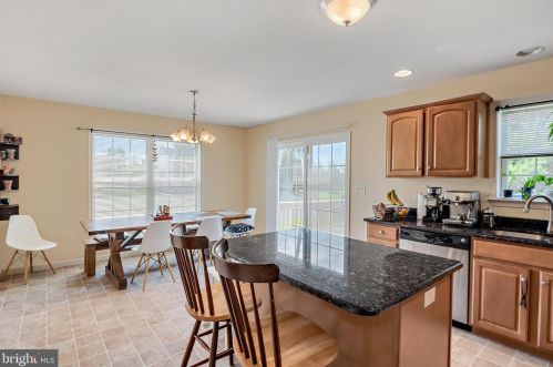 440 Waterleaf Ct, Navy Sup Dpt PA  17050-2489 exterior