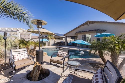 36056 Matthews Dr, San Tan Valley AZ  85143-3549 exterior