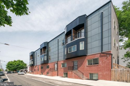 2301 6th St, Philadelphia, PA 19148-3833