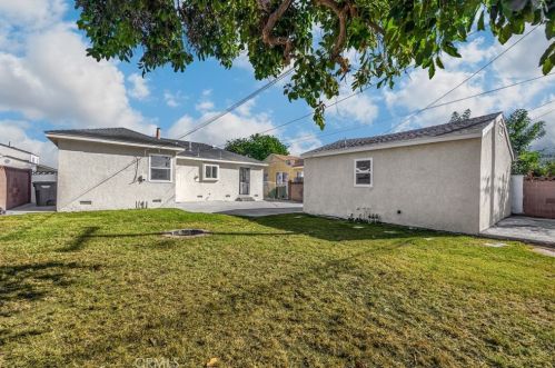 6139 Hazelbrook Ave, Lakewood CA  90712-1162 exterior