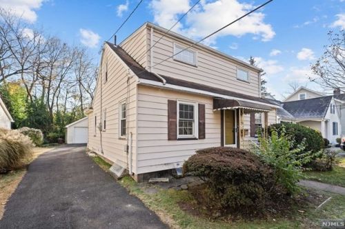133 Main St, Ridgewood, NJ 07452-2613