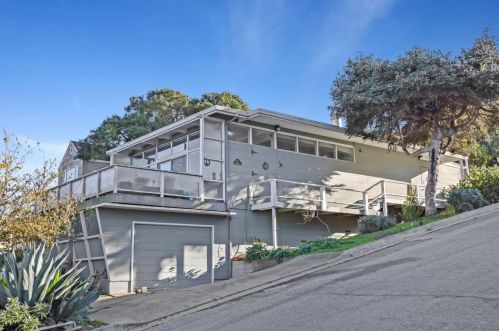 273 Lighthouse Ave, Del Monte Park CA  93950-2948 exterior