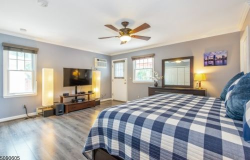 77 1st Ave, West Paterson NJ  07424-1531 exterior