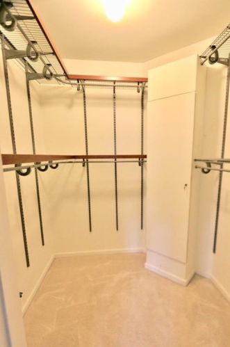 307 Waterford Ter, Easton PA  18042-6970 exterior