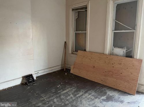 428 Jackson St, Camden, NJ 08104-1350