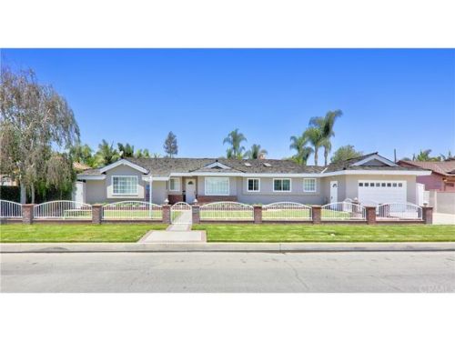 10065 Sideview Dr, Downey, CA 90240-3545