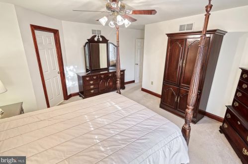 201 Mdw Ln, Navy Sup Dpt PA 17055-9531 exterior