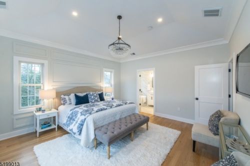 84 Elmwood Ave, Chatham Township NJ  07928-2628 exterior