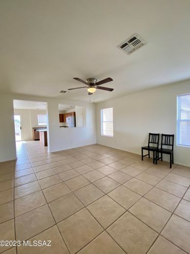 5566 Monrovia Ave, Tucson, AZ 85706-2123