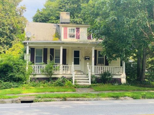 1090 Main St, Warren, RI 02885-4360