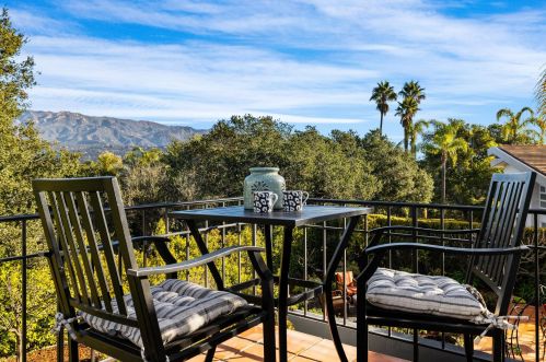 1208 Bel Air Dr, Santa Barbara CA  93105-4602 exterior