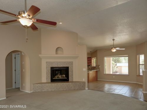 210 Pinon Wood Dr, Sedona AZ 86351-7919 exterior