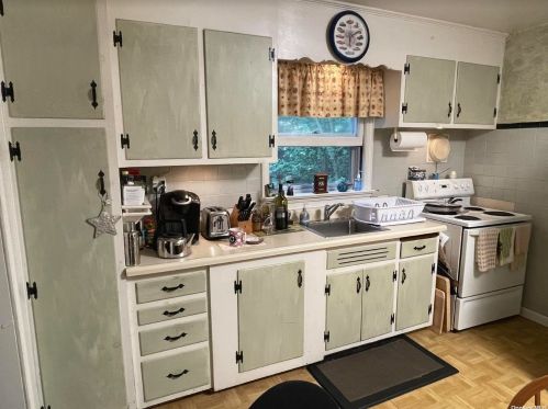 15 Richwood Pl, Huntington Station NY 11746-3228 exterior