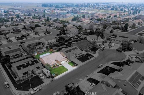 12116 Timberpointe Dr, Bakersfield, CA 93312-6811