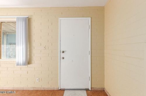 320 20 Ave, Phoenix AZ 85021-6963 exterior