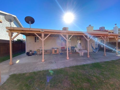 233 O St, Lathrop CA  95330-9661 exterior