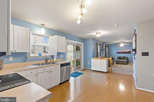 578 Crosswinds Dr, Charles Town WV  25414-3917 exterior