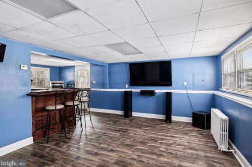 121 Chestnut St, West Deptford NJ  08051-1403 exterior