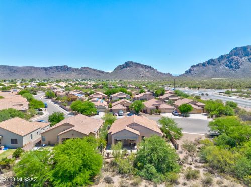3684 Prism Sky Dr, Tucson AZ  85735-5185 exterior