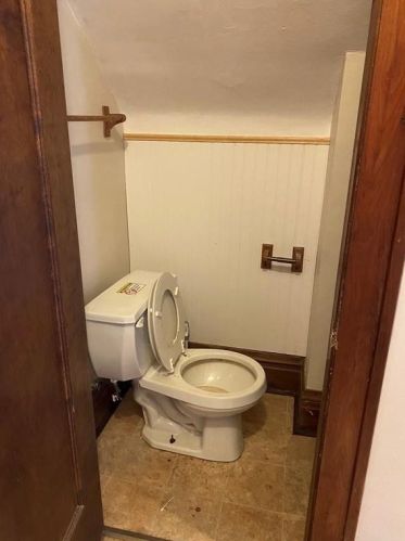 694 Chestnut St, Meadville PA  16335-2304 exterior