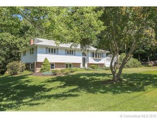 6 Fern Dr, Huntington, CT 06484-5732