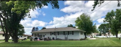 4913 36th St, Columbus, NE 68601-1519