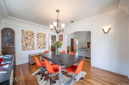 2111 Eucalyptus Ave, Long Beach CA  90806-4518 exterior