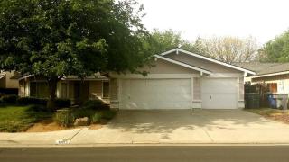 1305 Fremont Ave, Clovis, CA 93612-0444