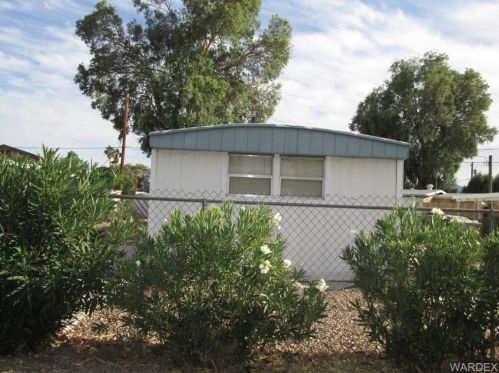 1904 Castleberry Ln, Bullhead City, AZ 86442-4638