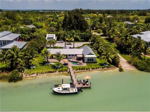 6192 Henderson Rd, Sanibel FL  33957-2120 exterior