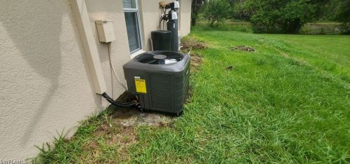 613 Hawthorne Ave, Lehigh Acres FL 33974-9772 exterior