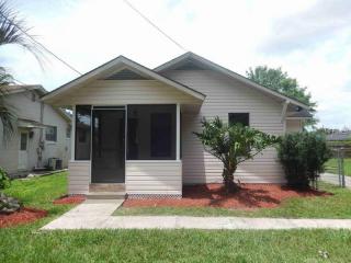 1000 Tucker Ave, Orlando, FL 32807-5104