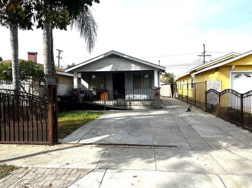 10521 San Antonio Ave, South Gate, CA 90280-6519