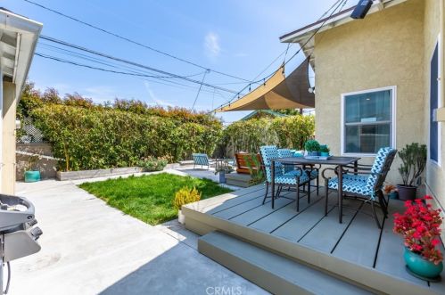 3132 Heather Rd, Long Beach CA  90808-2519 exterior