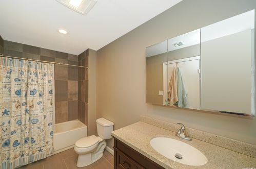 53 Rogues Path, Huntington Station NY  11746-2736 exterior