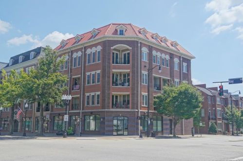 325 Hay St, Fayetteville NC  28301-5587 exterior